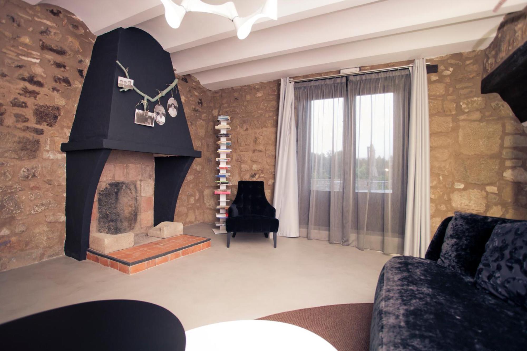 מורה דה רוביילוס Hotel Restaurante Masia La Torre מראה חיצוני תמונה