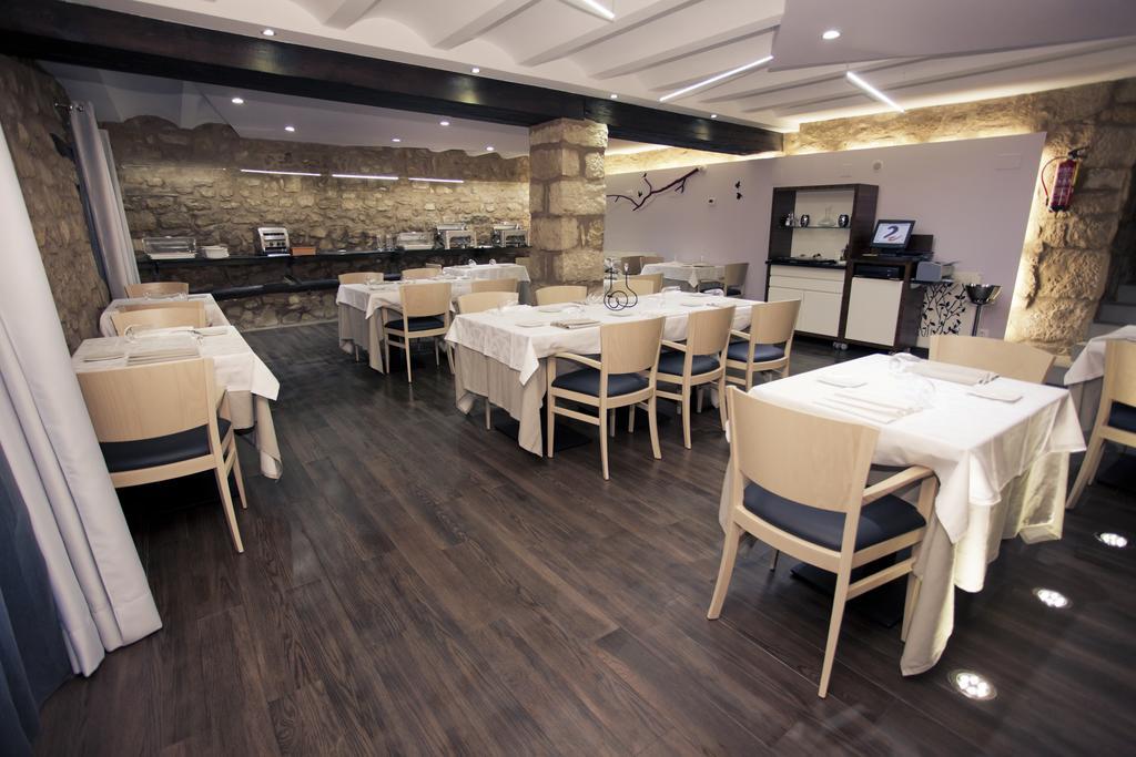 מורה דה רוביילוס Hotel Restaurante Masia La Torre מראה חיצוני תמונה