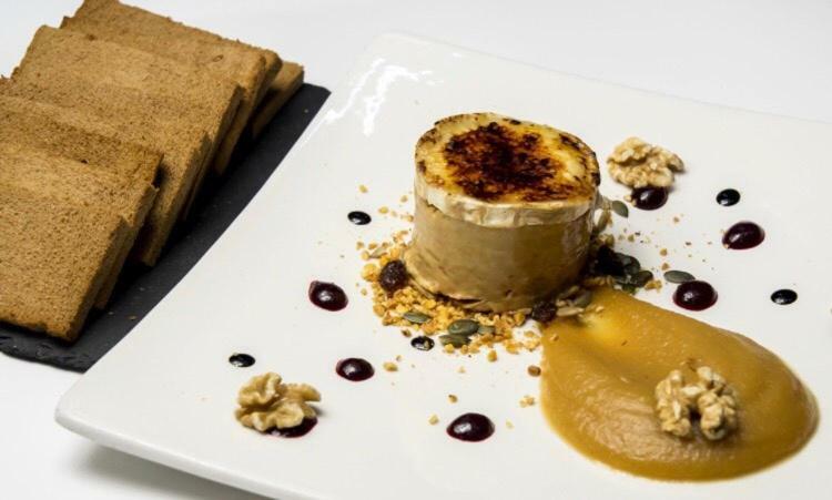 מורה דה רוביילוס Hotel Restaurante Masia La Torre מראה חיצוני תמונה